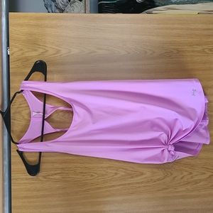 Women's under Armour tank